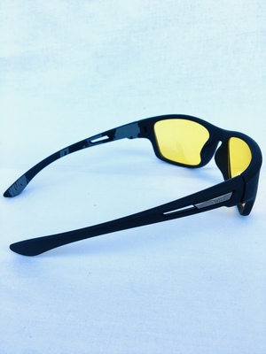     AUDI polarized (,         AUDI polarized)
