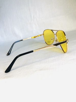     polarized  2036 (,   )