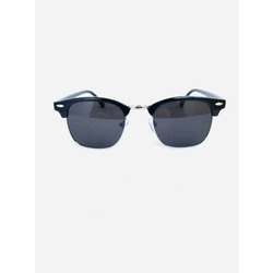    Fugiean ( RayBan) .  2
